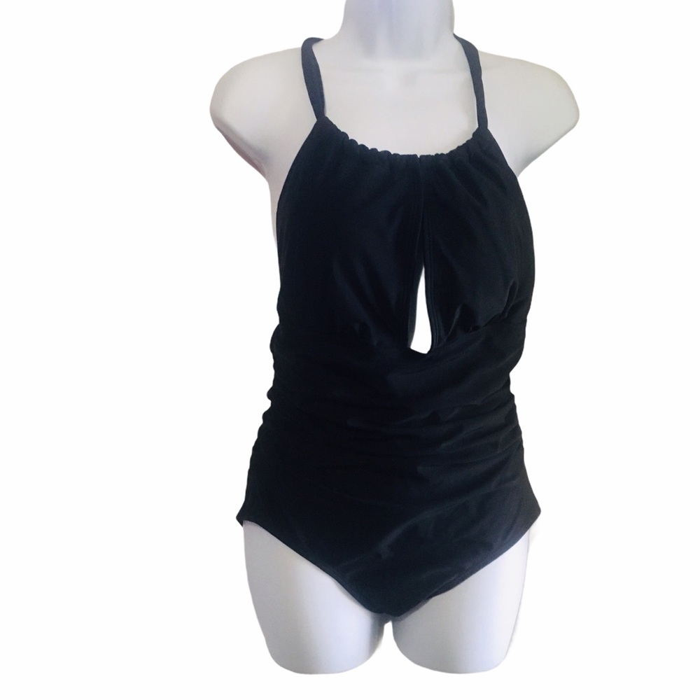 Lady’s swimsuit size M